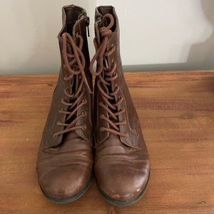 Size 6 Women’s Brown Boots
